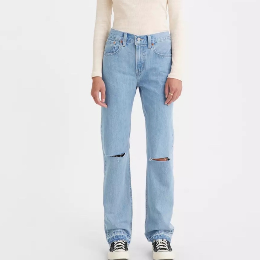 Levi’s LOW PRO Women’s Jeans - Light Stonewash Size 28 (size 6)